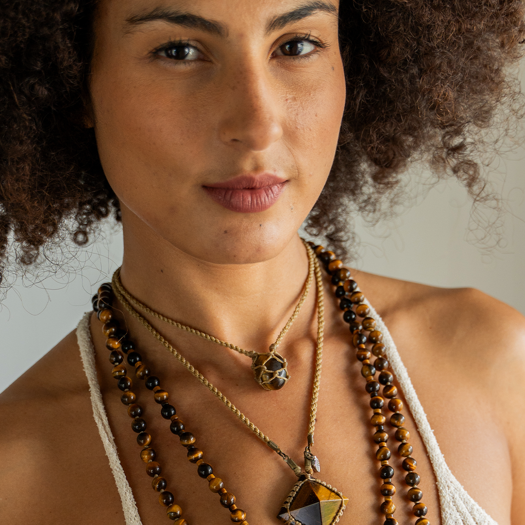 Tigers Eye Tumble Stone Net Cord Necklace Tan